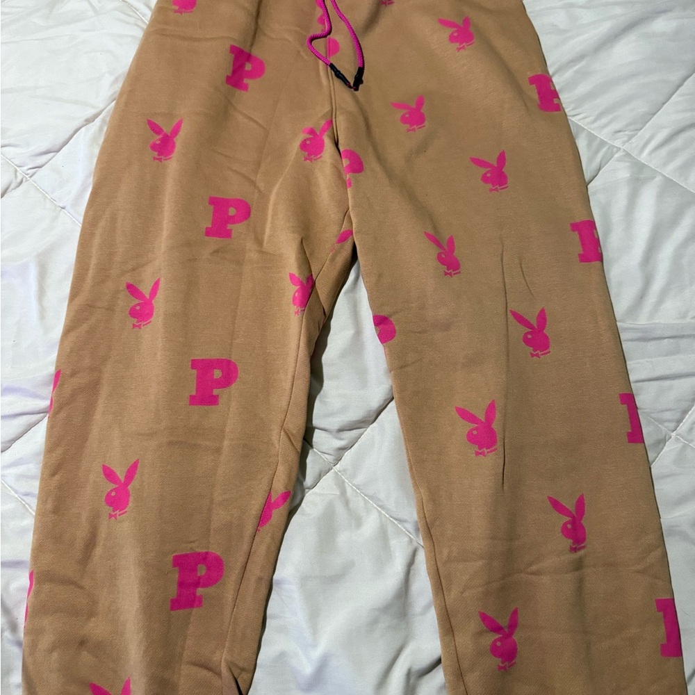 PLAYBOY x MISSGUIDED logo sweatpants NWOT